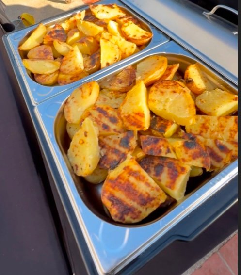 En-todos-los-menus-igual-q-salsas-.jpg